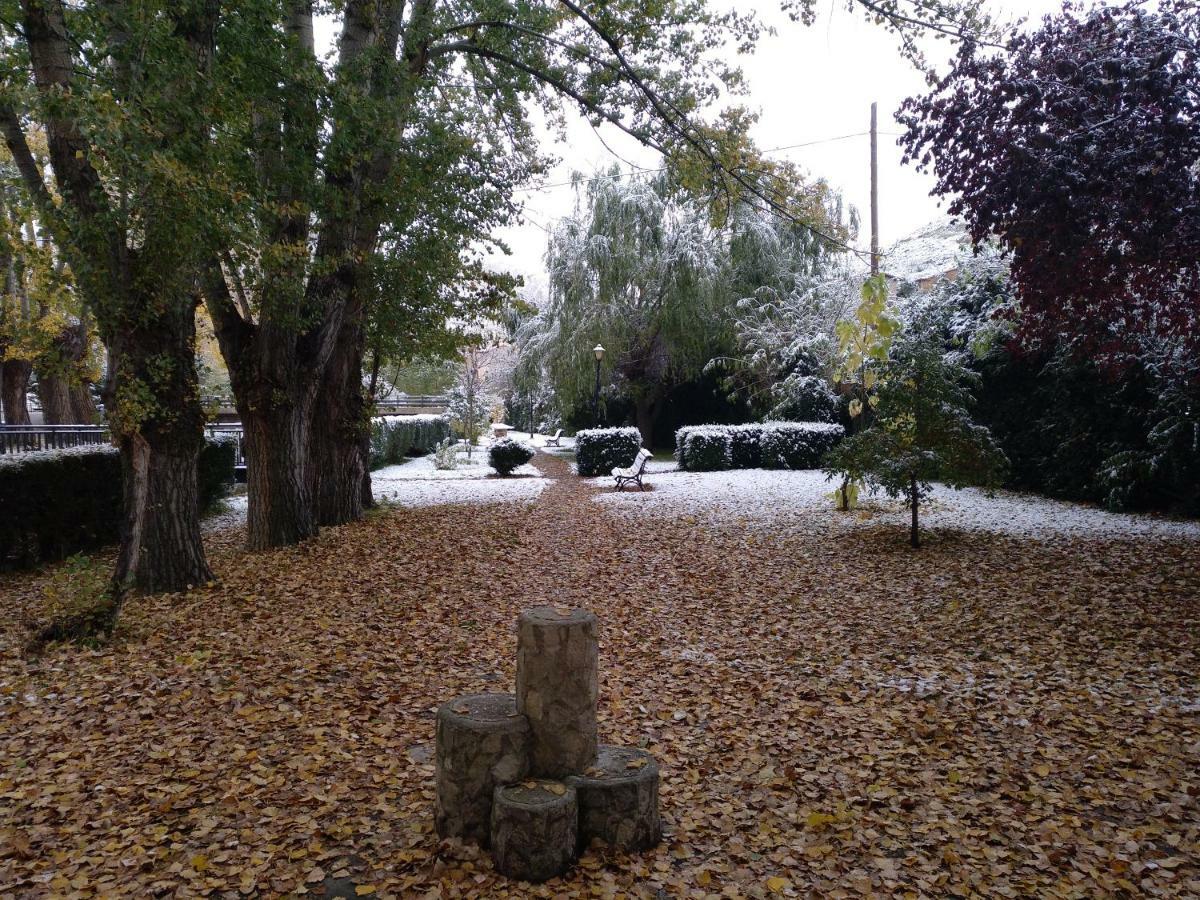 Casa Rural Chulilla Villarroya de los Pinares ภายนอก รูปภาพ